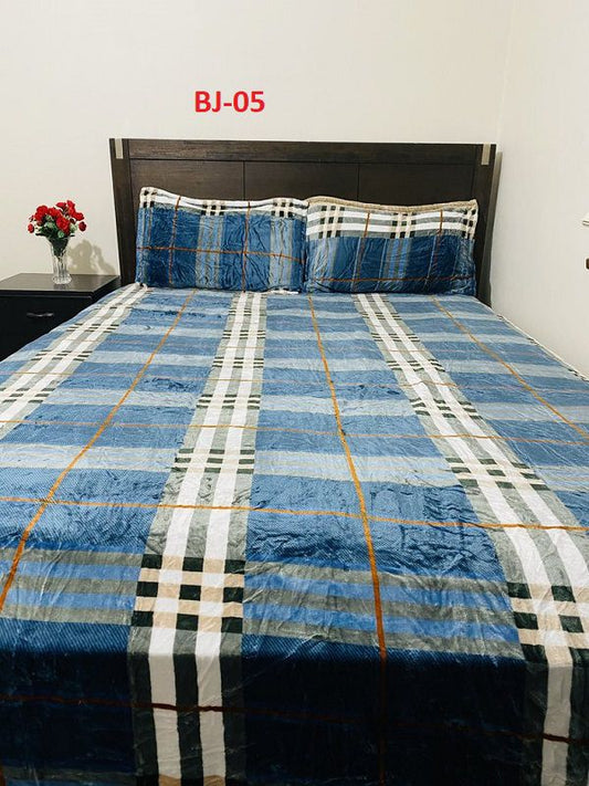features your blue plaid bedding Premium Microfiber King Size Bedsheet 230x240 cm – Super Soft, Lightweight & All-Season Comfort Bedding